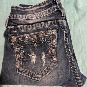 Miss me jeans. Waist 27 length 33.